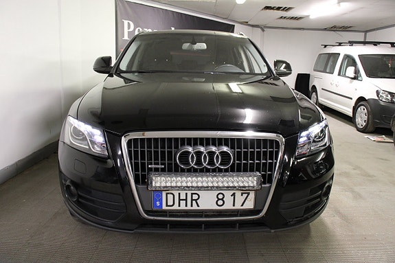 Audi Q5 2 of 5