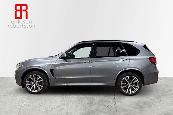 BMW X5 2 of 5