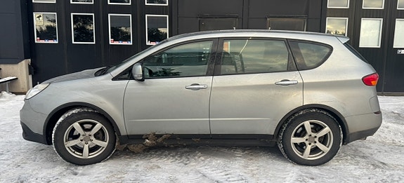 Subaru Tribeca 2 of 2