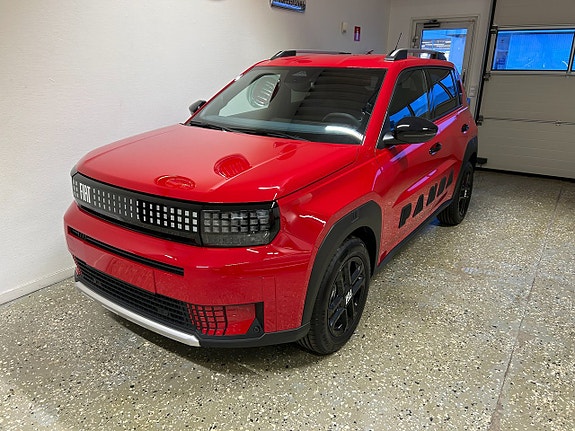 Fiat Grande Panda E 2 of 5