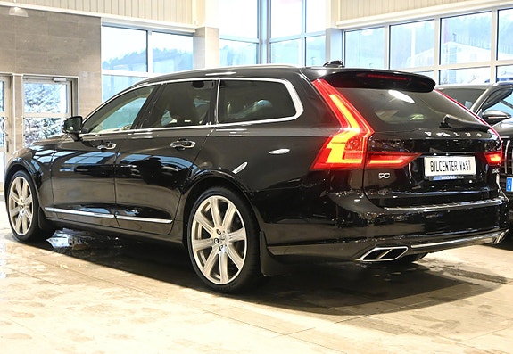 Volvo V90 3 of 5