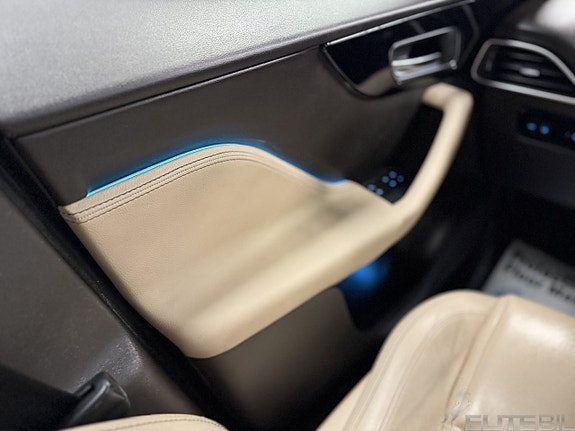 Jaguar F-PACE 14 of 21