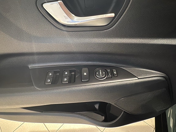 Kia Stonic 20 of 24