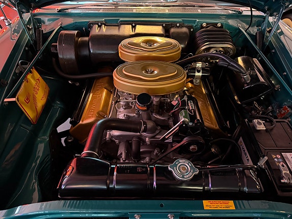 Chrysler 300 16 of 24