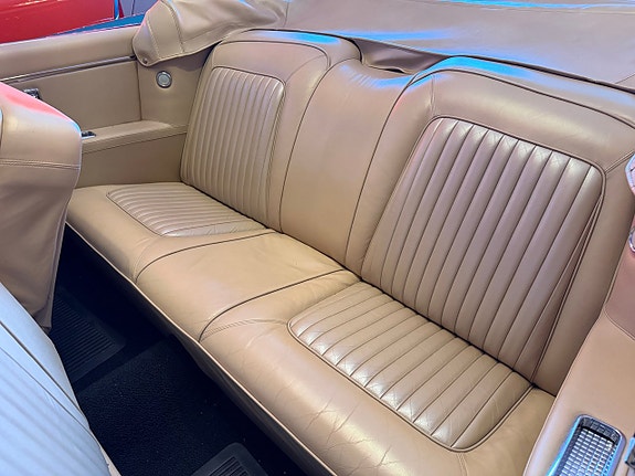 Chrysler 300 15 of 24