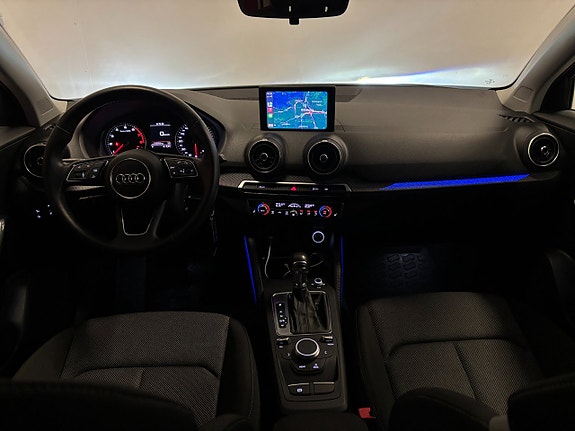 Audi Q2 10 of 21