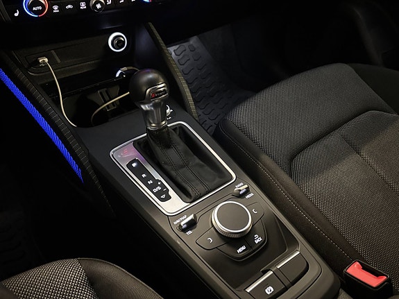 Audi Q2 14 of 21