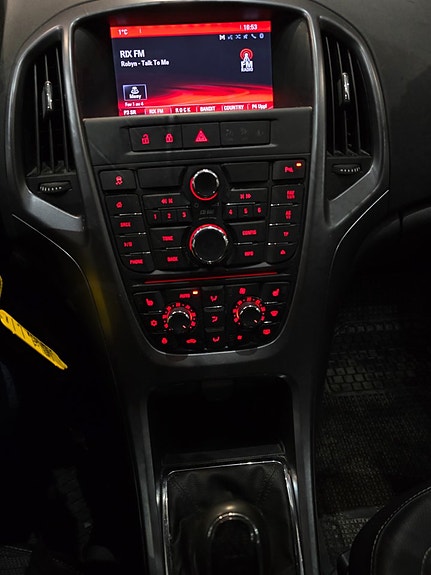 Opel Astra 9 of 11