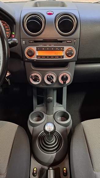Mitsubishi Colt 22 of 22