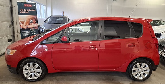 Mitsubishi Colt 7 of 22