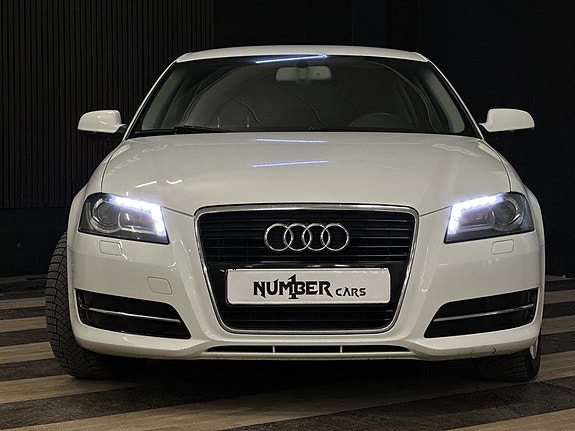 Audi A3 4 of 5