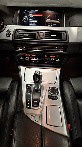 BMW 520d 25 of 25