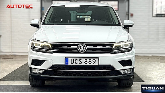 Volkswagen Tiguan 2 of 5