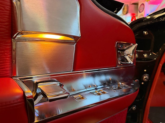 Cadillac Eldorado Biarritz 16 of 28