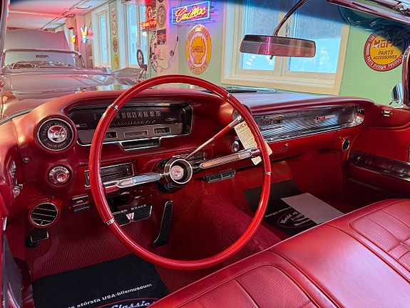 Cadillac Eldorado Biarritz 13 of 28