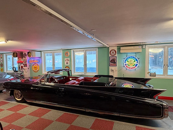 Cadillac Eldorado Biarritz 5 of 28