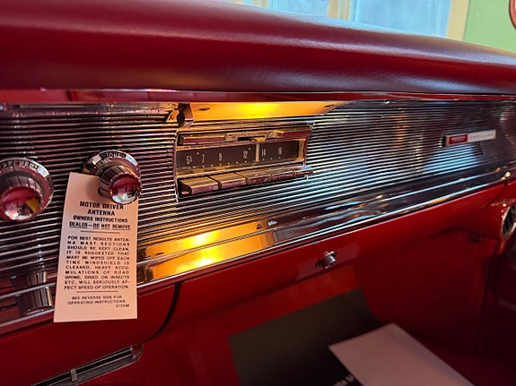 Cadillac Eldorado Biarritz 22 of 28
