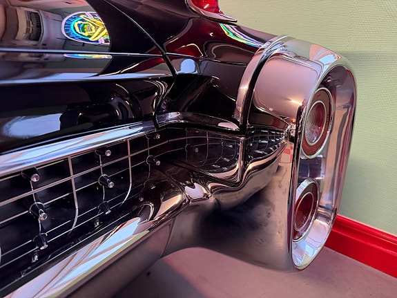 Cadillac Eldorado Biarritz 4 of 28