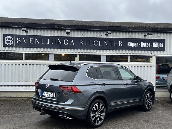 Volkswagen Tiguan Allspace 3 of 5