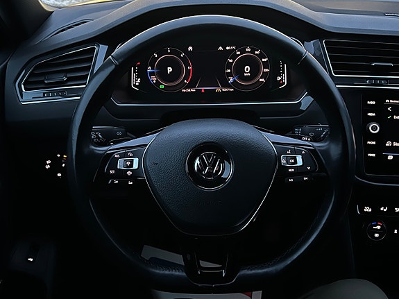 Volkswagen Tiguan Allspace 24 of 29