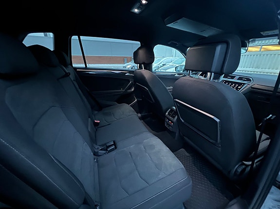 Volkswagen Tiguan Allspace 15 of 29
