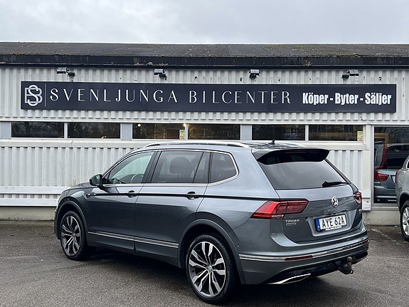 Volkswagen Tiguan Allspace 4 of 5