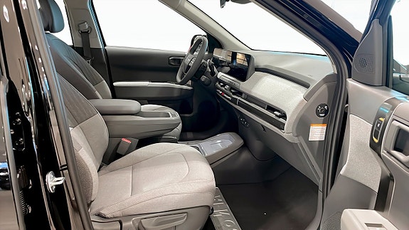 Kia EV3 9 of 11