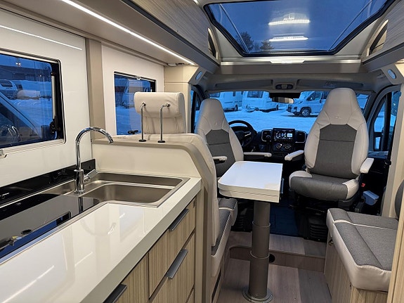 Adria COMPACT DL 60Y - Fiat MultiJet3 140HP (103kW) 35L 12 of 15