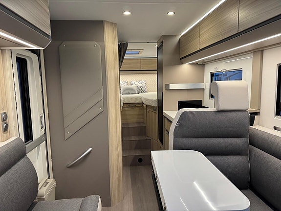 Adria COMPACT DL 60Y - Fiat MultiJet3 140HP (103kW) 35L 6 of 15