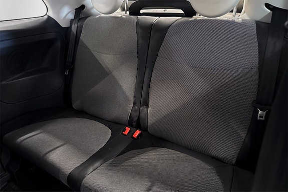 Fiat 500C 16 of 21