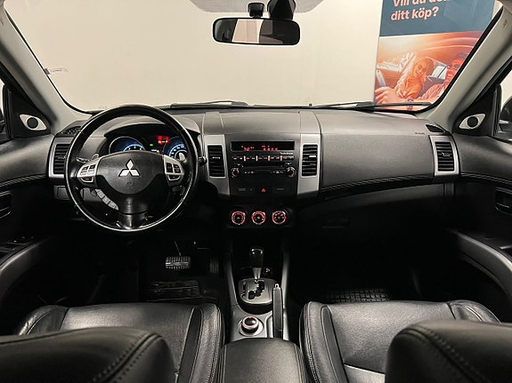 Mitsubishi Outlander 16 of 27