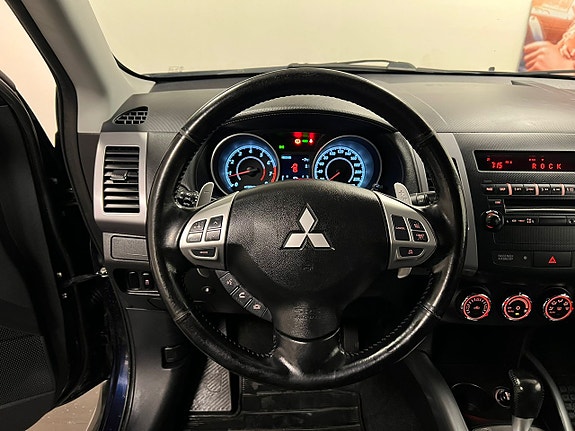 Mitsubishi Outlander 22 of 27