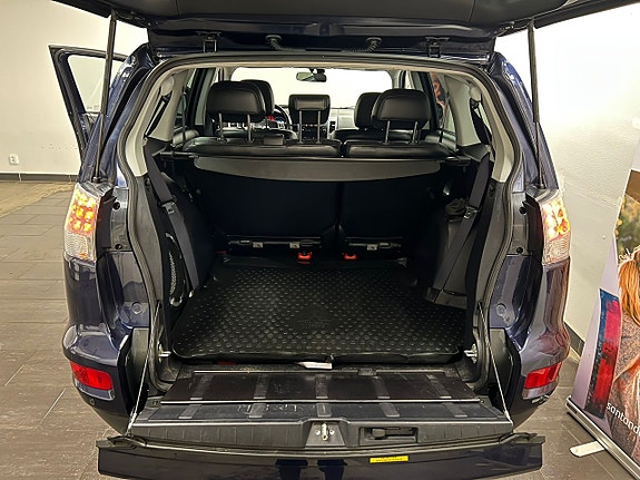 Mitsubishi Outlander 27 of 27