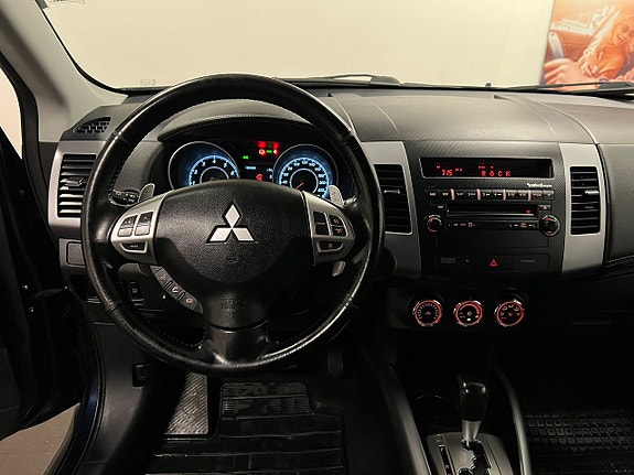 Mitsubishi Outlander 21 of 27