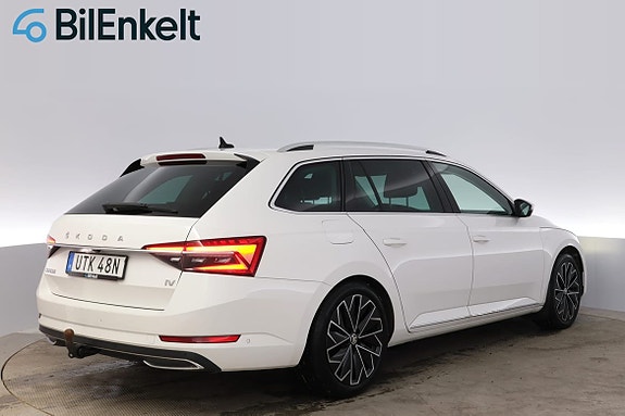 Skoda Superb 3 of 5