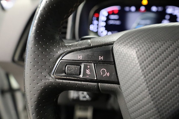 Cupra Ateca 27 of 29