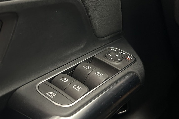 Mercedes-Benz B180 d 23 of 29