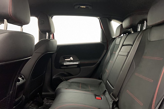 Mercedes-Benz B180 d 9 of 29