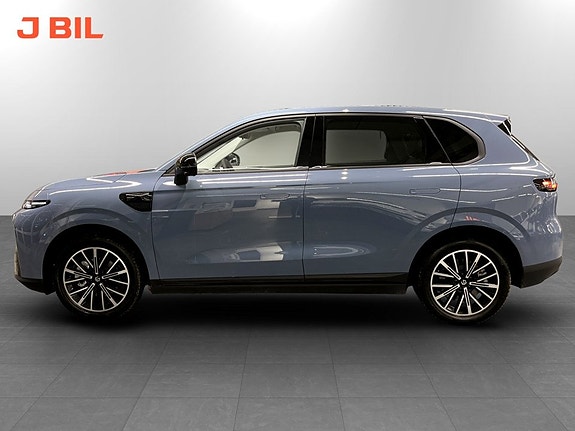 Leapmotor B10 4 of 5