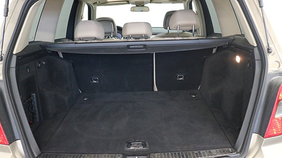 Mercedes-Benz GLK350 d 25 of 26