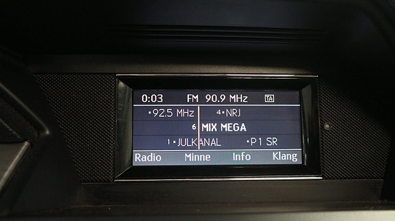 Mercedes-Benz GLK350 d 19 of 26