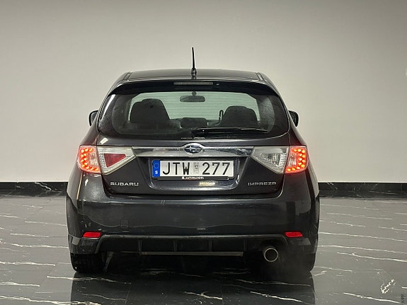 Subaru Impreza 5 of 5