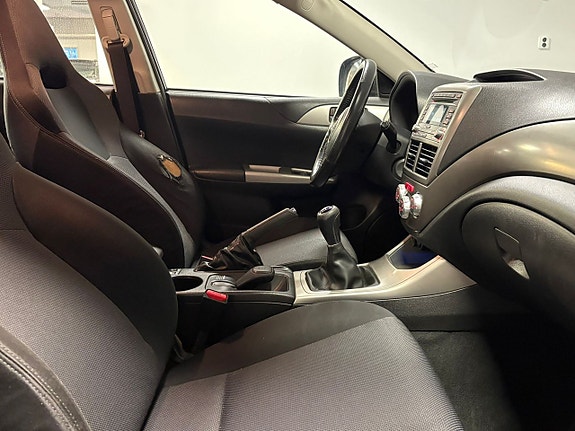 Subaru Impreza 12 of 15