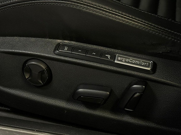 Volkswagen Passat Alltrack 9 of 25