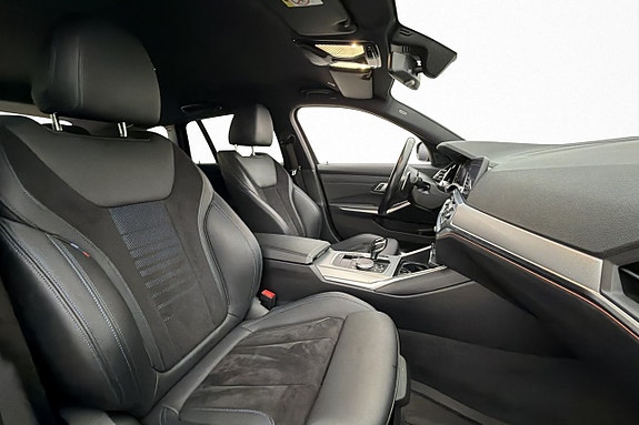 BMW 320 11 of 28