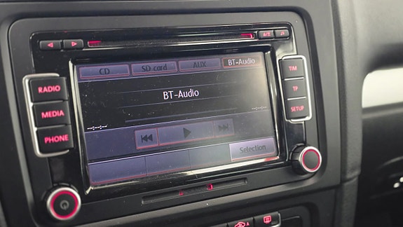 Volkswagen Golf VI 11 of 15
