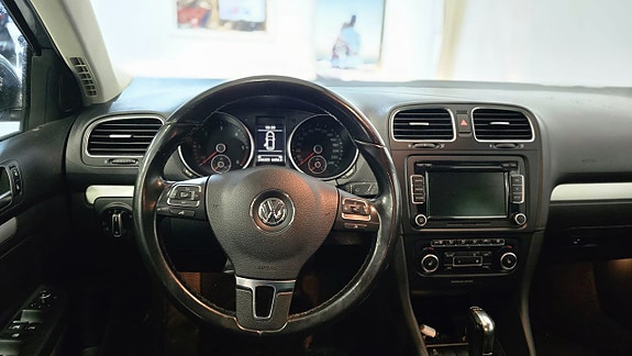Volkswagen Golf VI 7 of 15