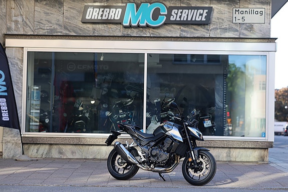 Honda CB750 Hornet | Silver  | RÄNTEFRITT*