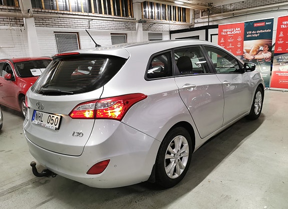 Hyundai i30 4 of 5