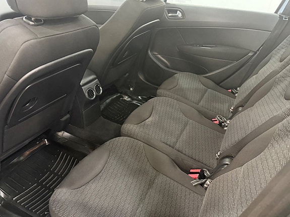 Peugeot 308 SW 5 of 5